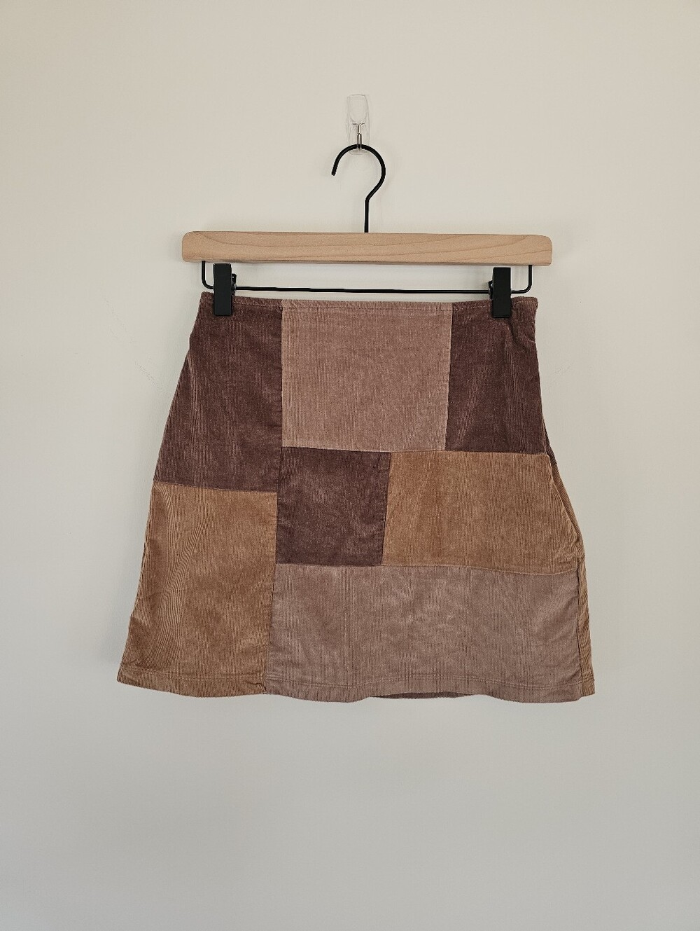 NWT Hollister Patchwork Mini Skirt - Picture 2 of 4